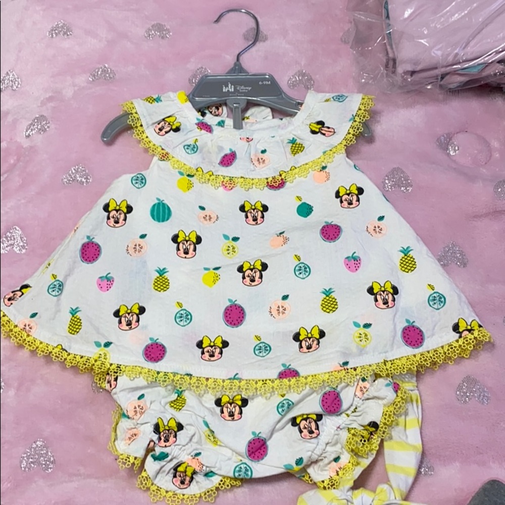 *NWT* Disney Minnie Mouse Outfit